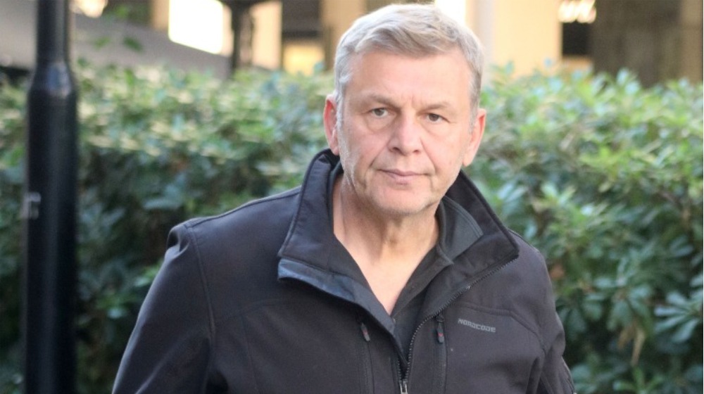 Απόστολος Γκλέτσος :«Μπορεί και να μου έχει τύχει να διακόψω ερωτική σκηνή λόγω στύσης» [βίντεο]